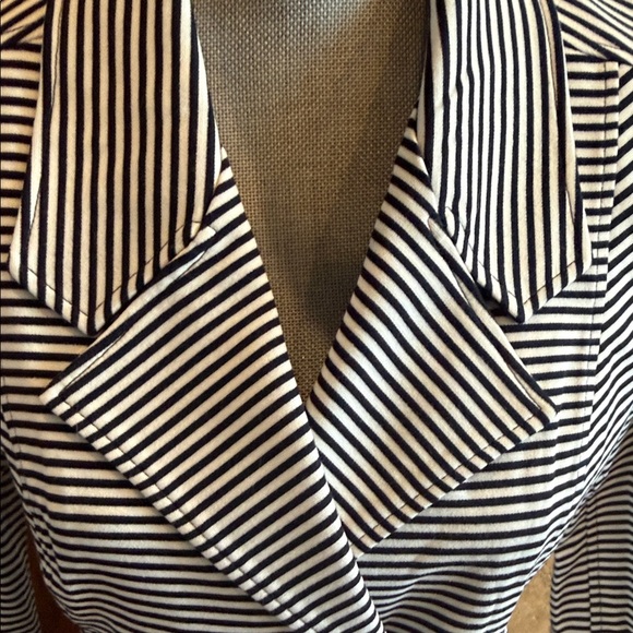 CAbi Striped Blazer with Gold Accents sz S Excellent - Picture 4 of 8